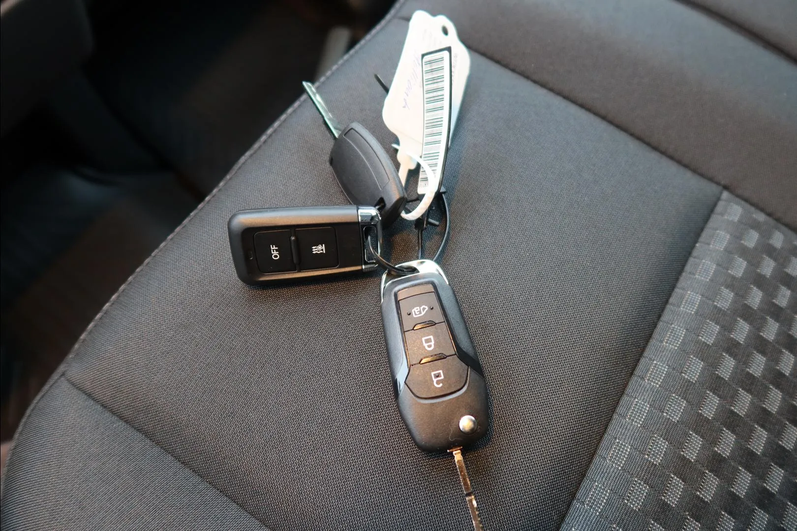 Ford Transit GRR-816 carousel image