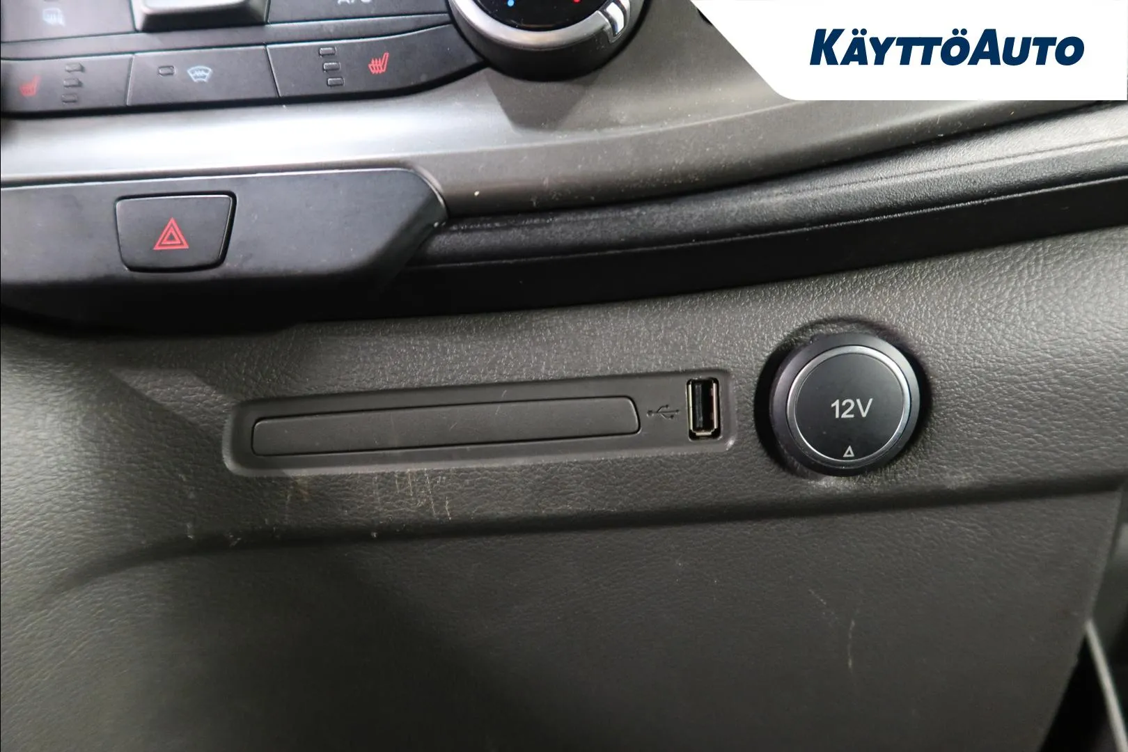 Ford Transit Custom CNU-255 carousel image