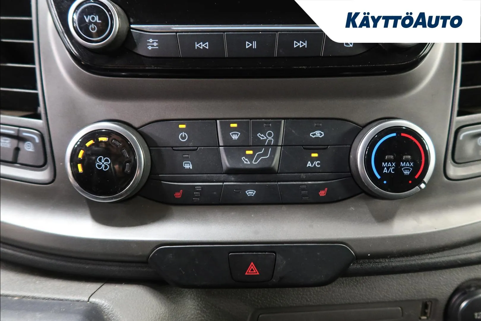 Ford Transit Custom CNU-255 carousel image