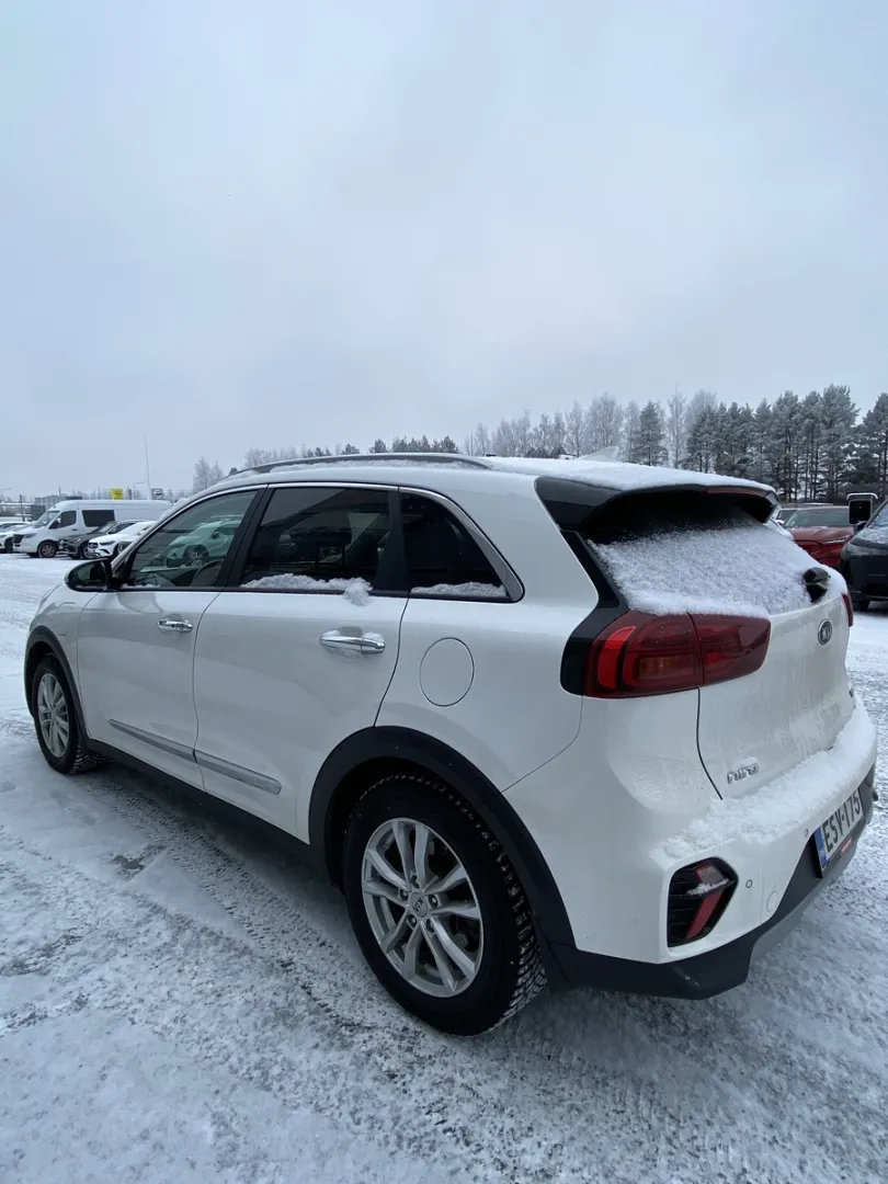 Kia Niro plug-in ESV-175 carousel image