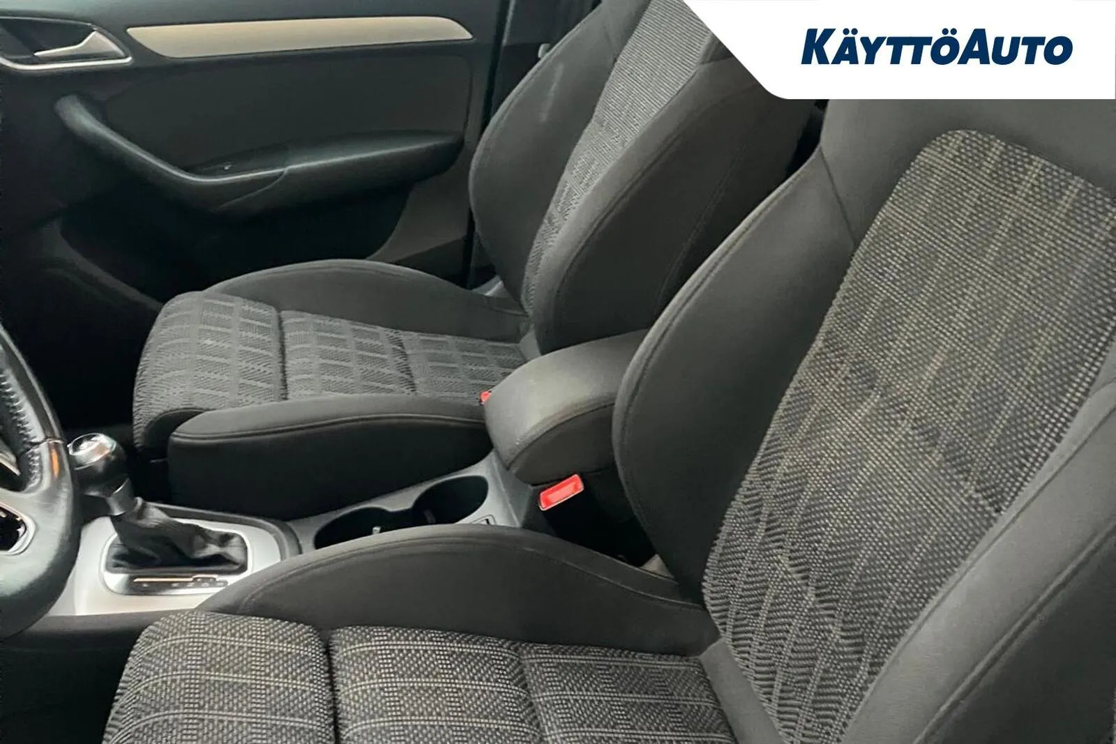 AUDI Q3 YJY-492 carousel image