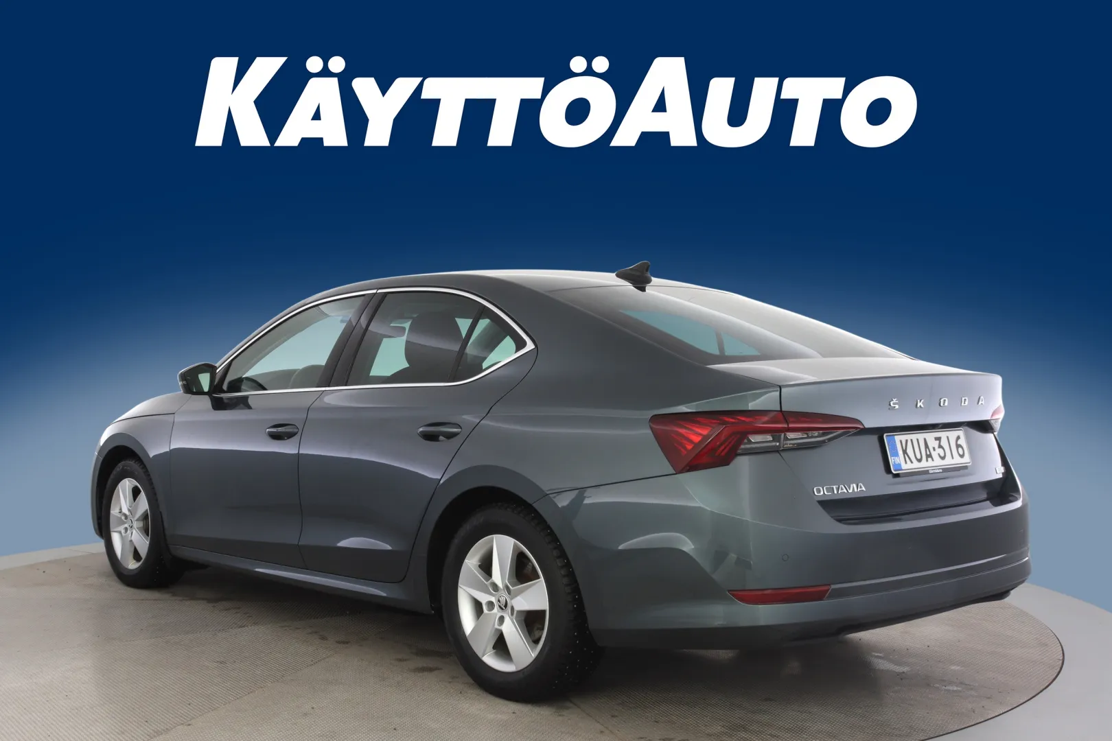 Skoda Octavia KUA-316 carousel image