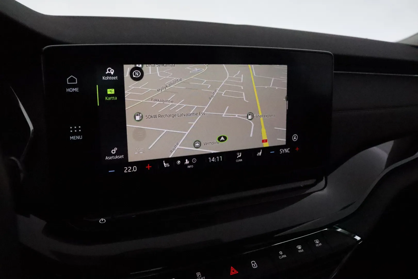 Skoda Octavia KUA-316 carousel image