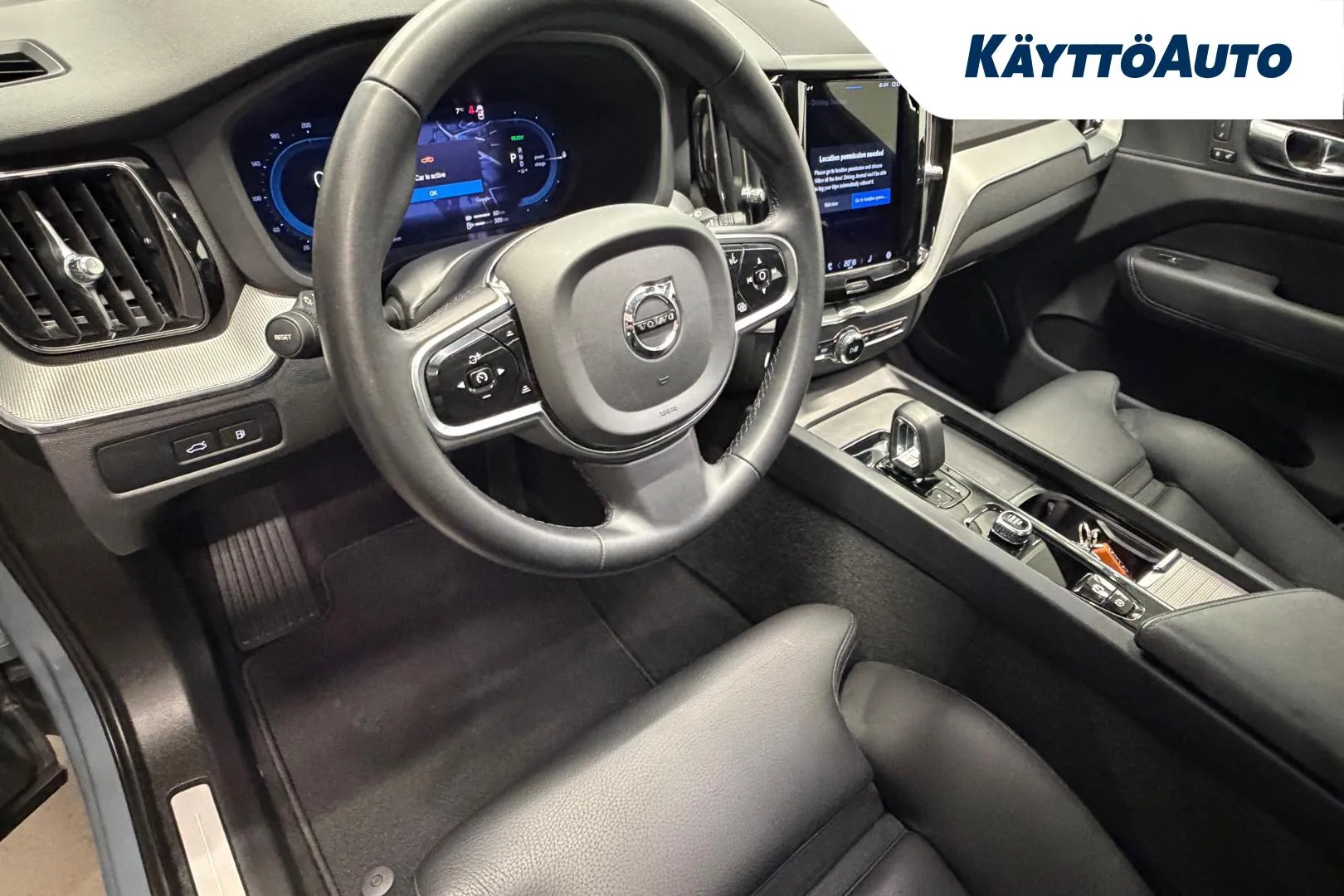 VOLVO XC60 FRH-323 carousel image