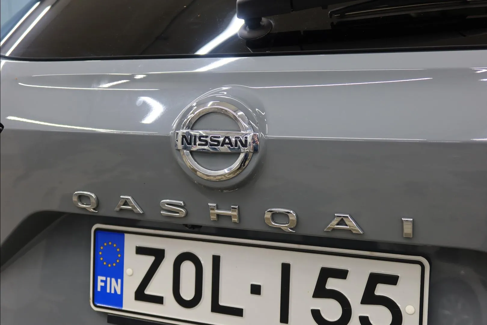 Nissan Qashqai ZOL-155 carousel image