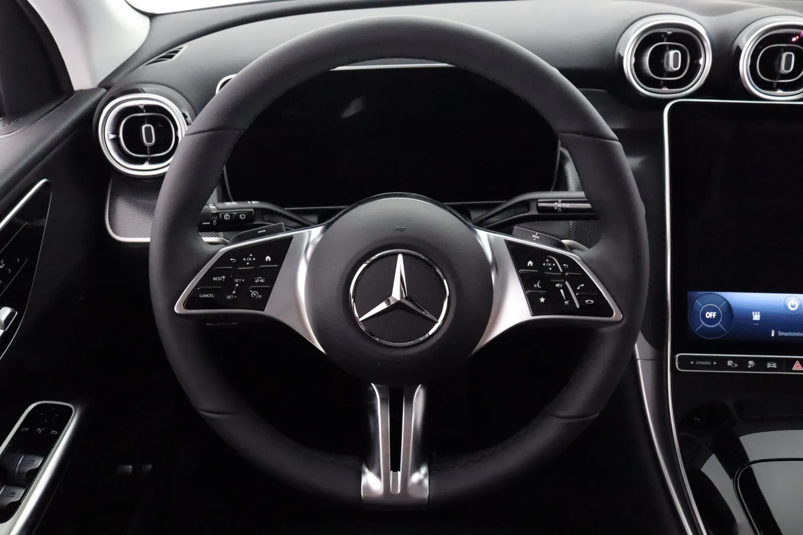 Mercedes-Benz GLC MRP-866 carousel image