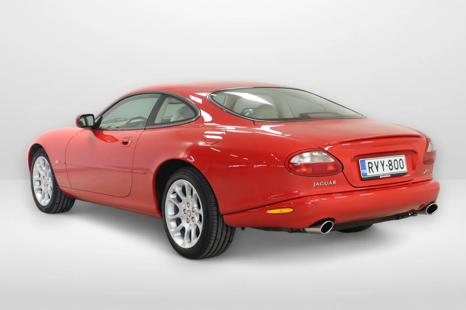 Jaguar XKR RVY-800 carousel image