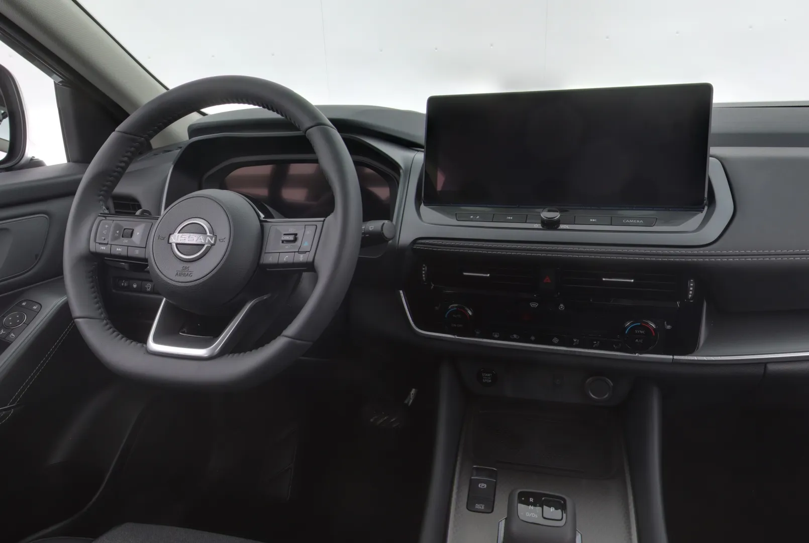 Nissan Qashqai FSR-744 carousel image