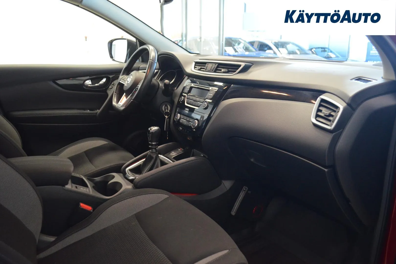 NISSAN Qashqai SMT-409 carousel image