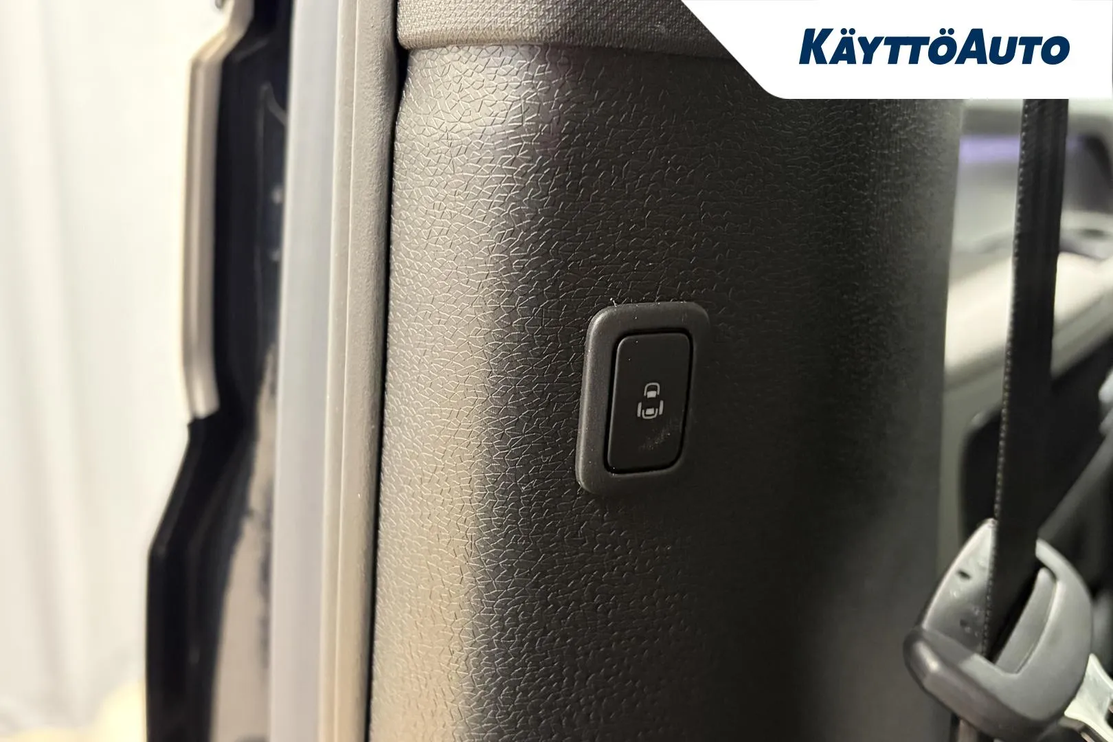 VOLKSWAGEN ID. Buzz JNC-353 carousel image