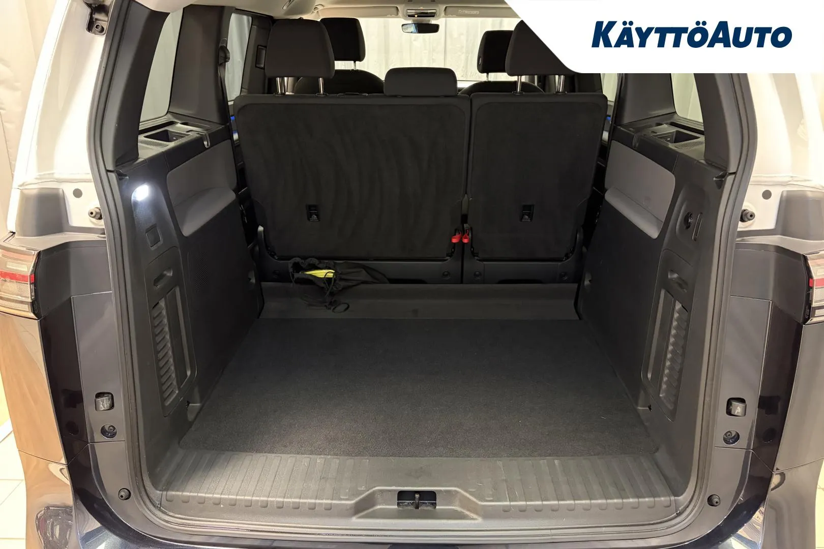 VOLKSWAGEN ID. Buzz JNC-353 carousel image