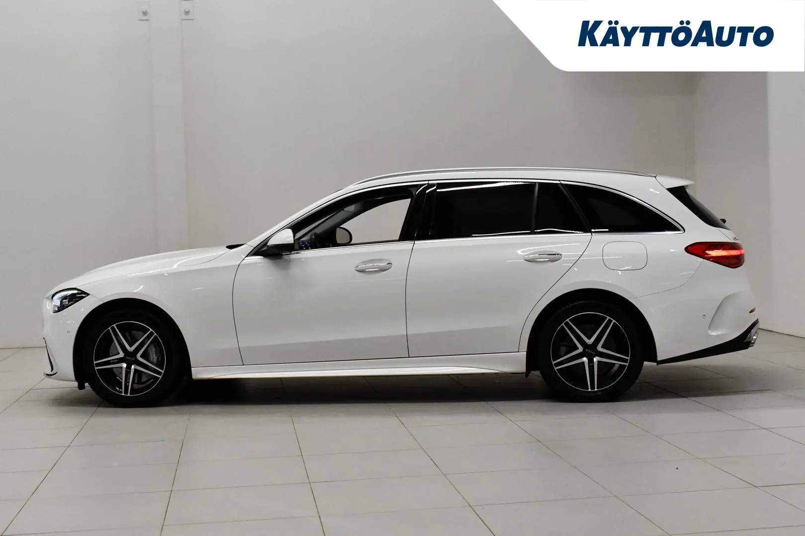 MERCEDES-BENZ C YXZ-634 carousel image