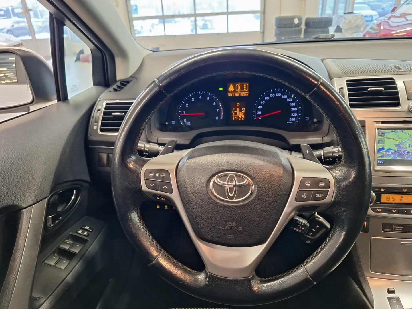 Toyota Avensis OTM-222 carousel image