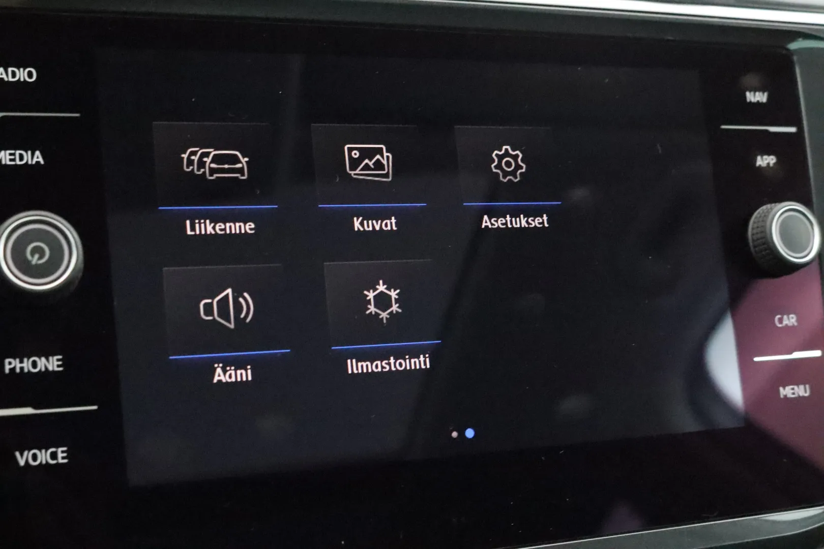 VOLKSWAGEN Tiguan OVX-136 carousel image