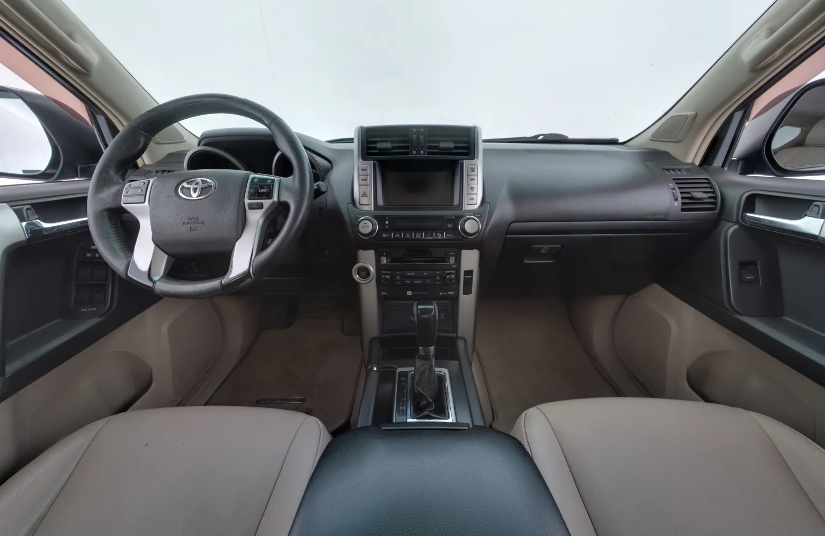 TOYOTA Land Cruiser GMI-953 carousel image