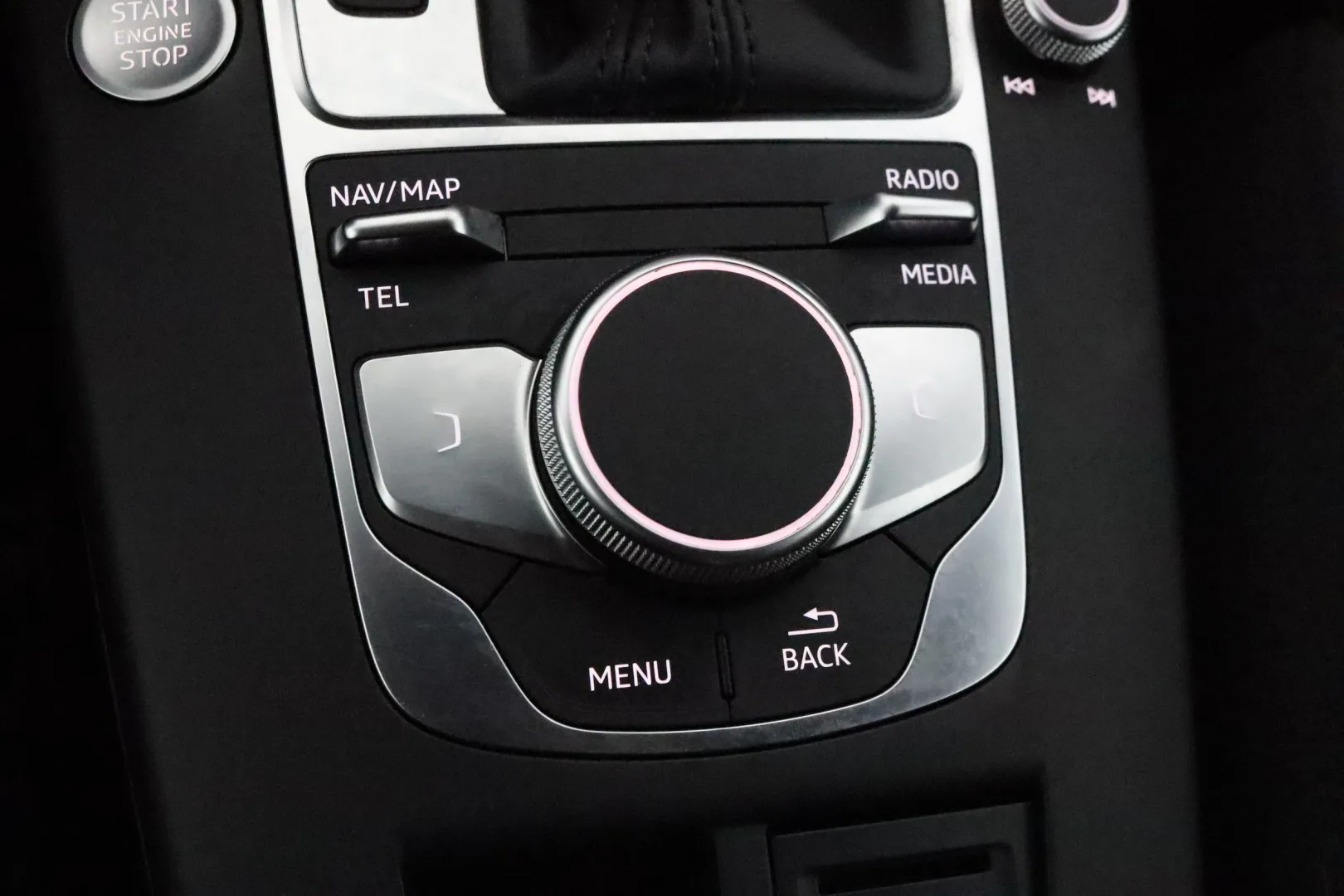 AUDI A3 XOZ-693 carousel image