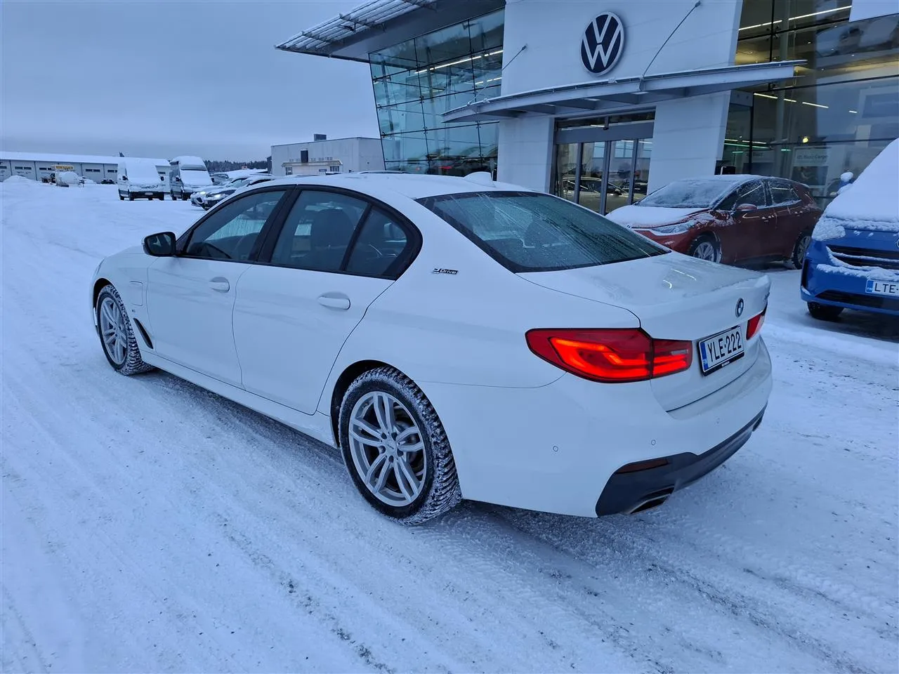 BMW 530 YLE-222 carousel image