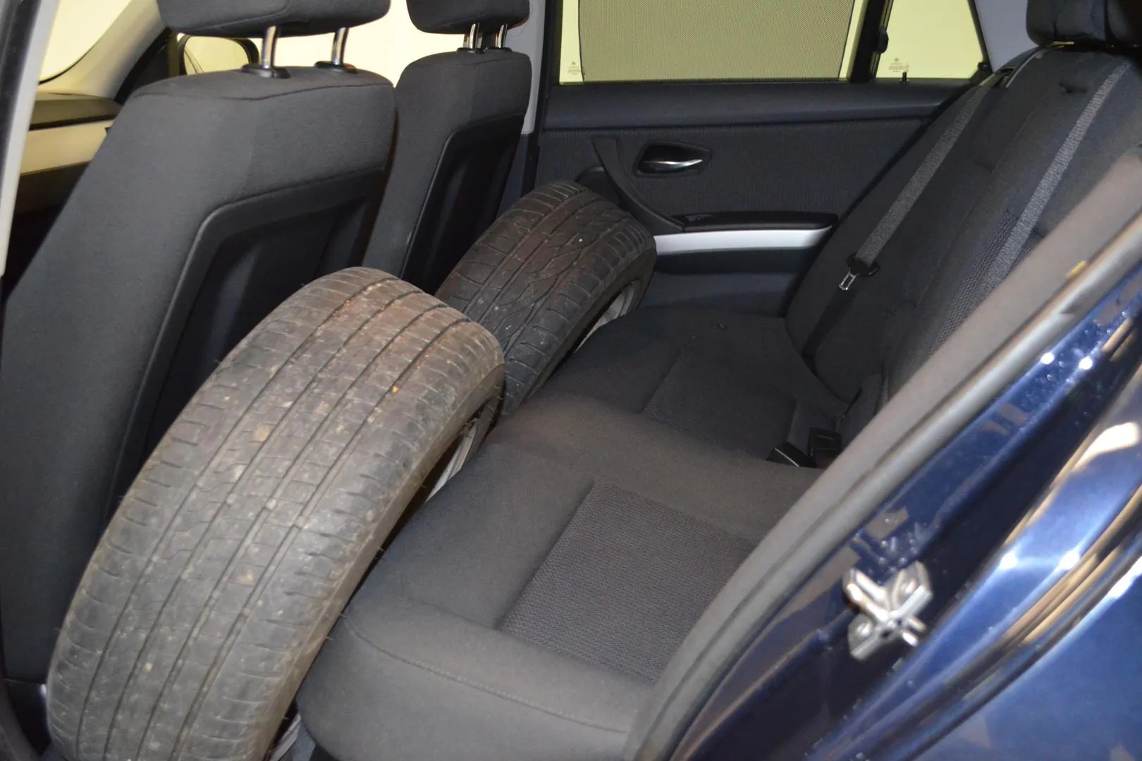 BMW 318 d OVE-354 carousel image