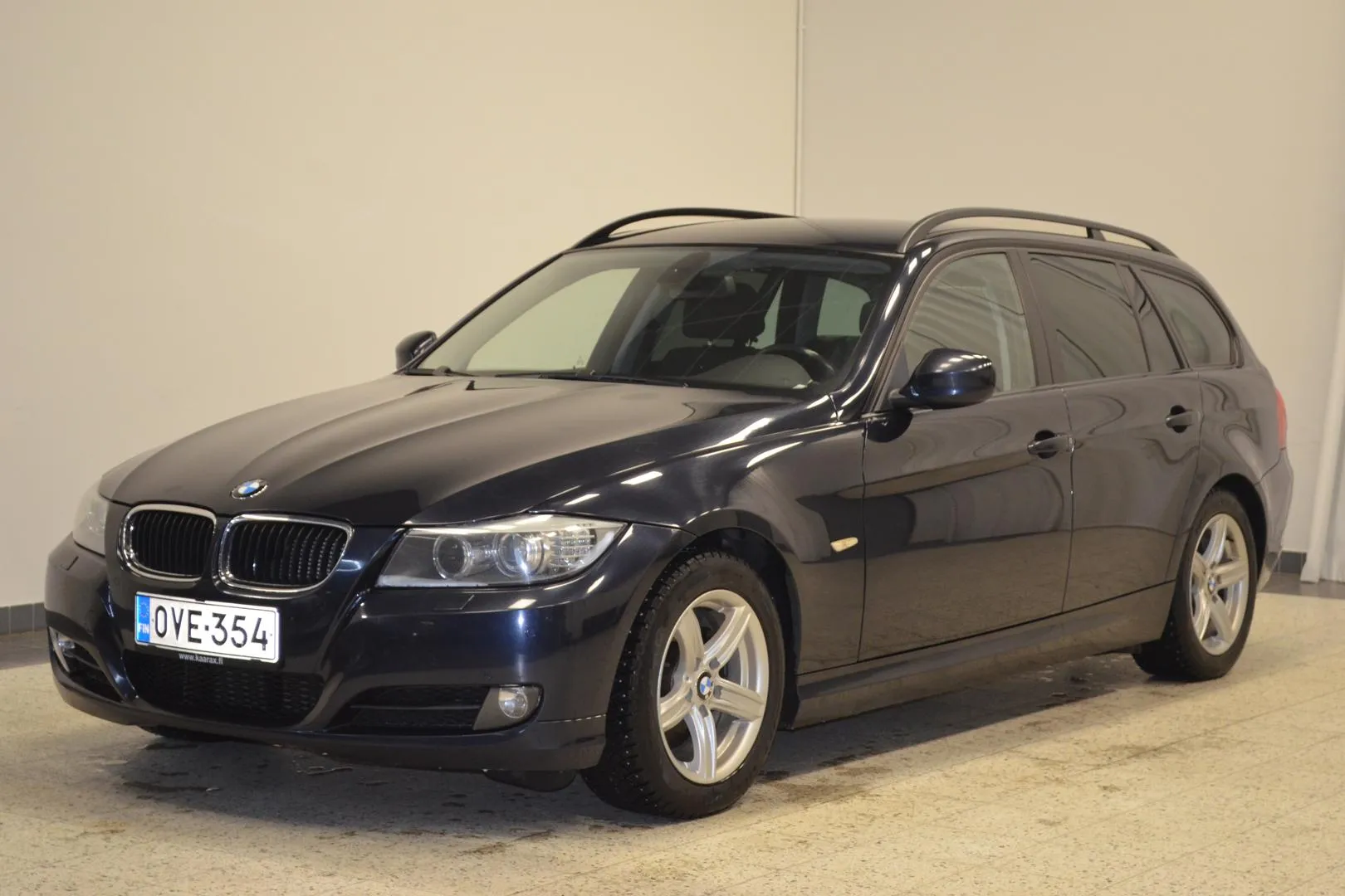 BMW 318 d OVE-354 carousel image