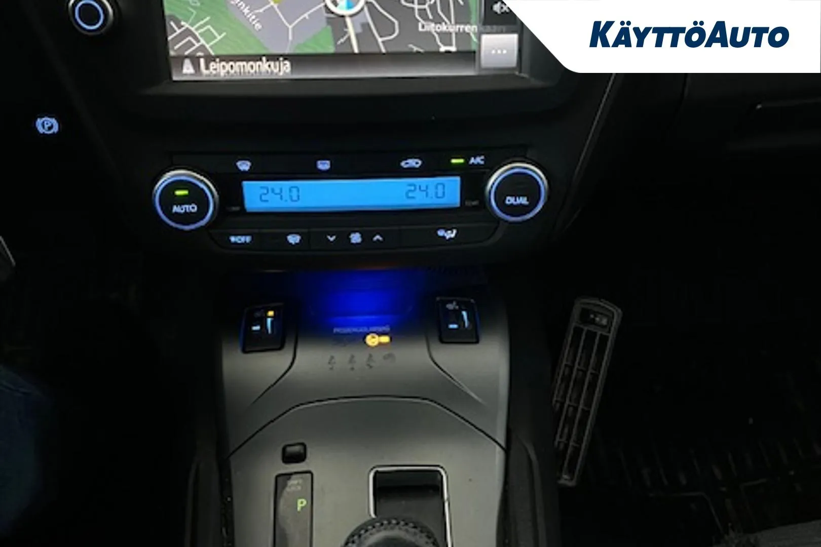 Toyota Avensis MNK-155 carousel image