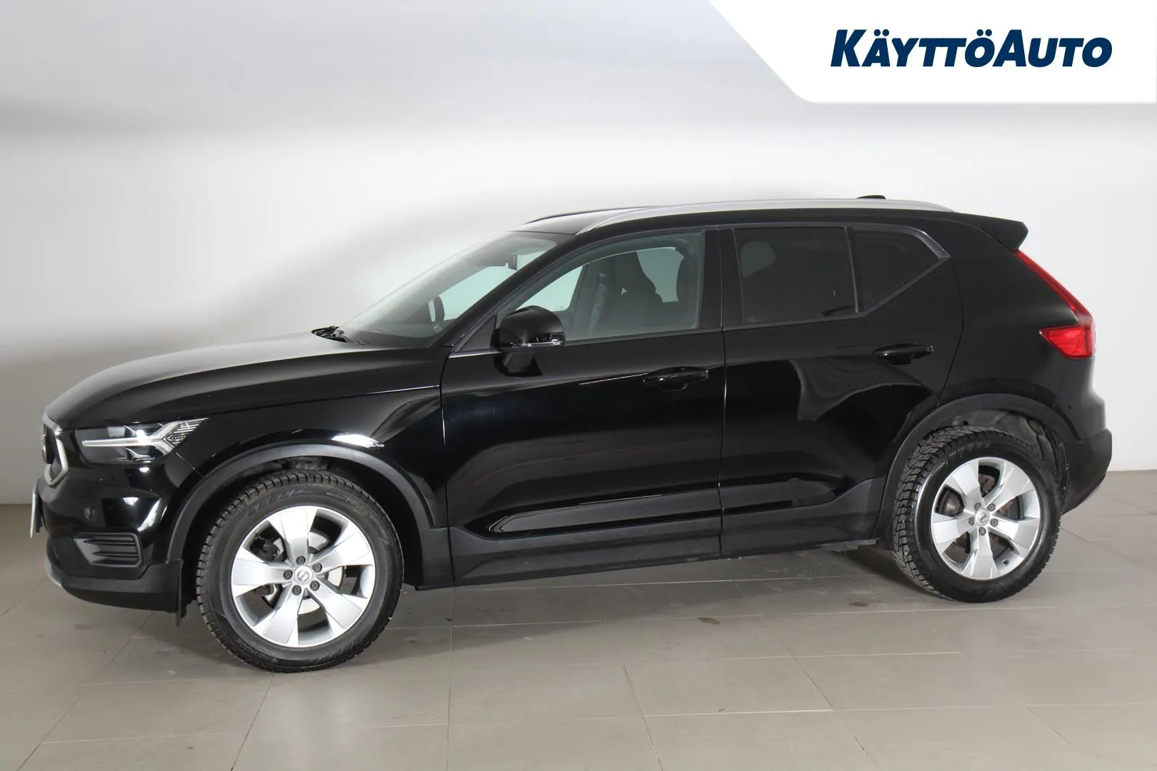 VOLVO XC40 NLH-688 carousel image