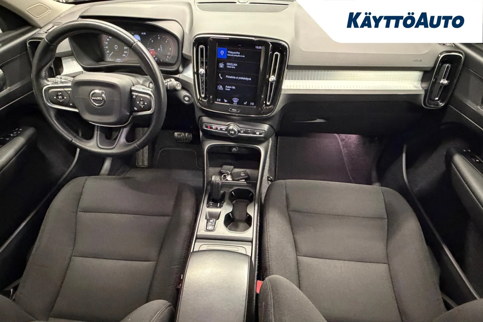 VOLVO XC40 NLH-688 carousel image