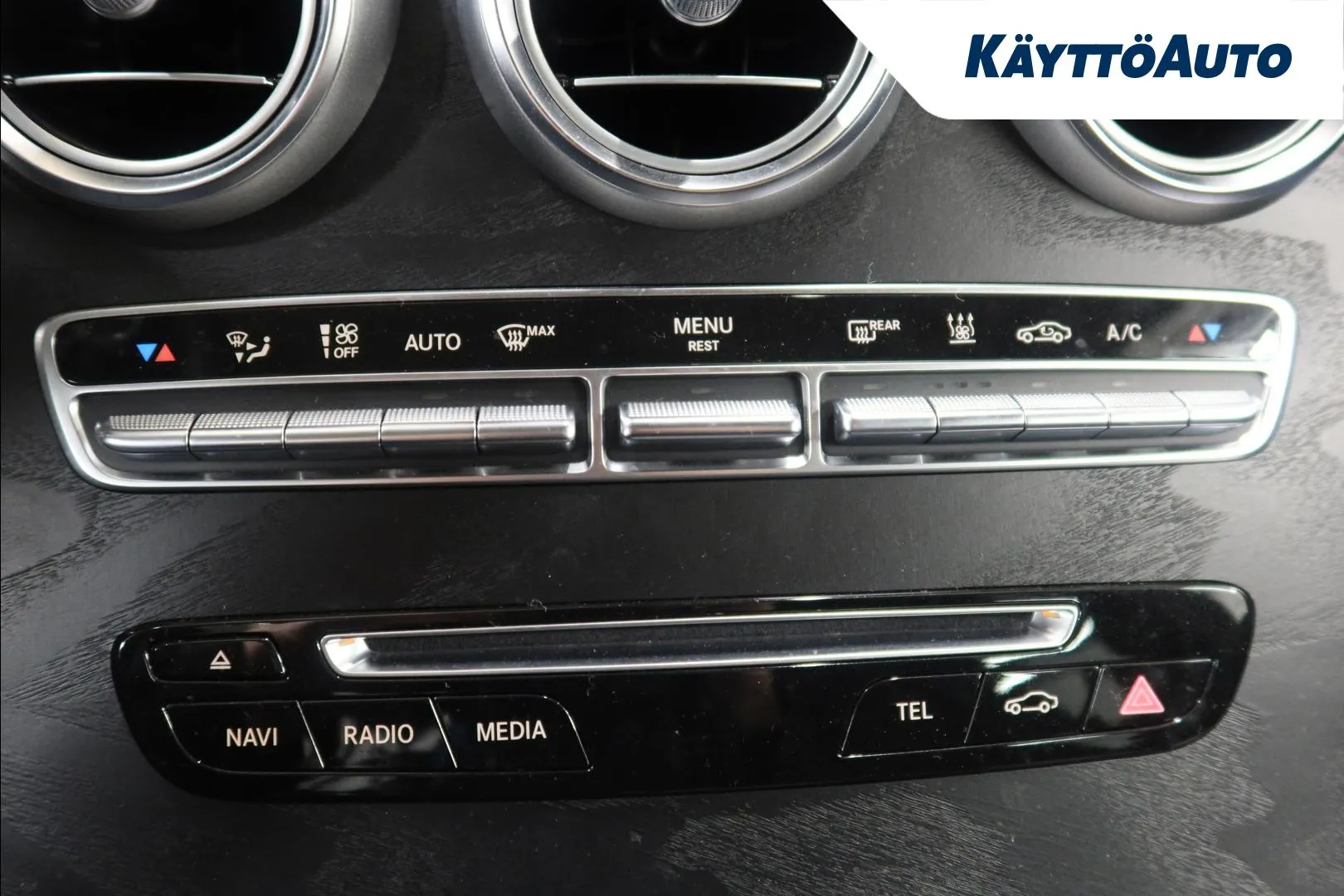 Mercedes-Benz GLC JMK-683 carousel image