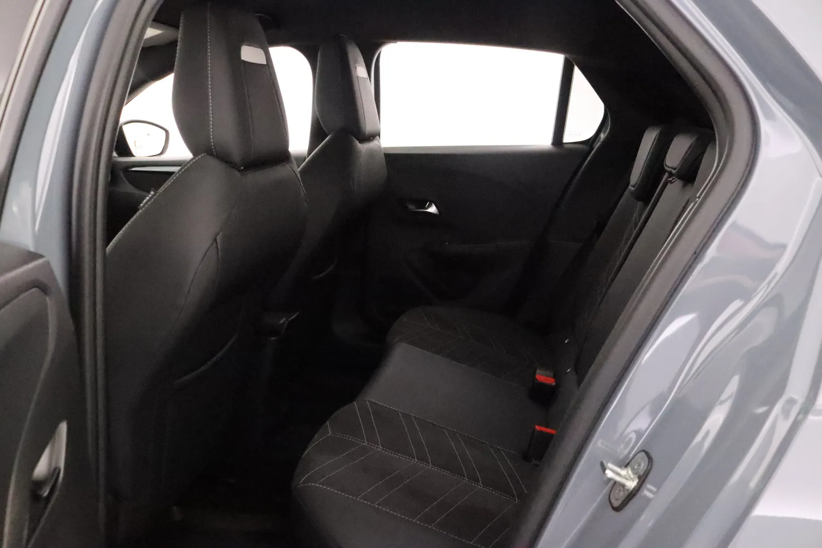 OPEL Corsa-e FSE-608 carousel image