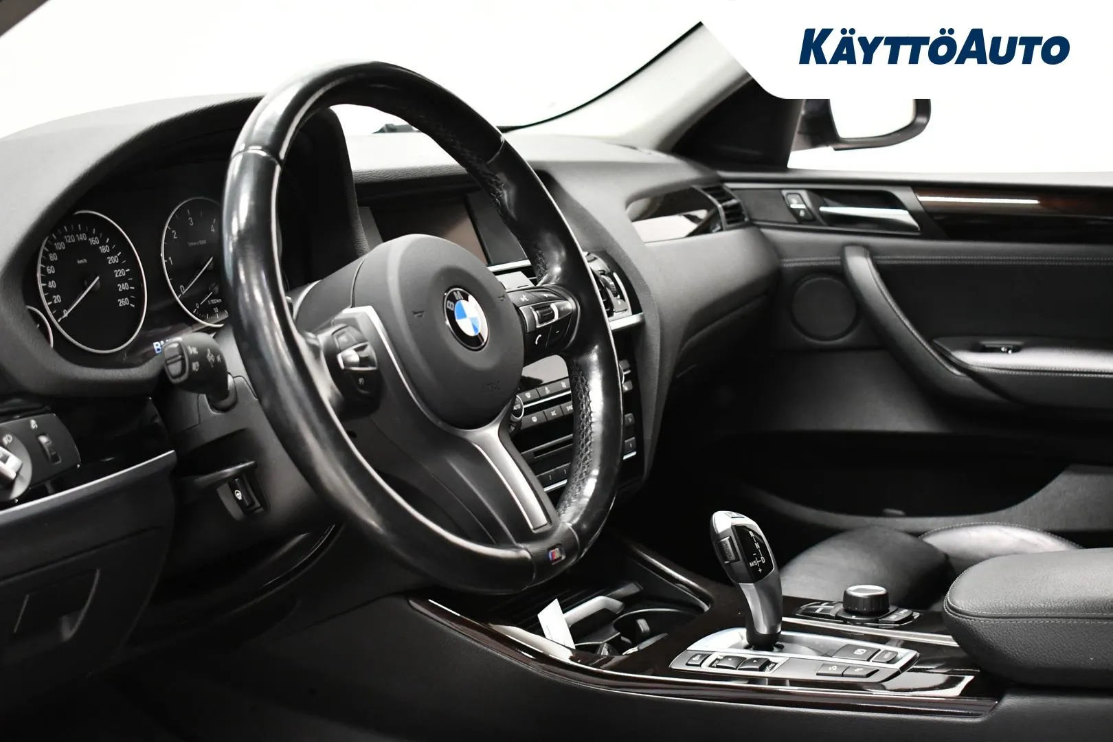 BMW X4 OVT-696 carousel image