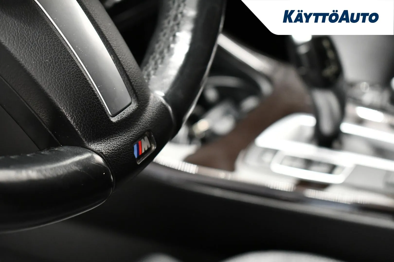 BMW X4 OVT-696 carousel image