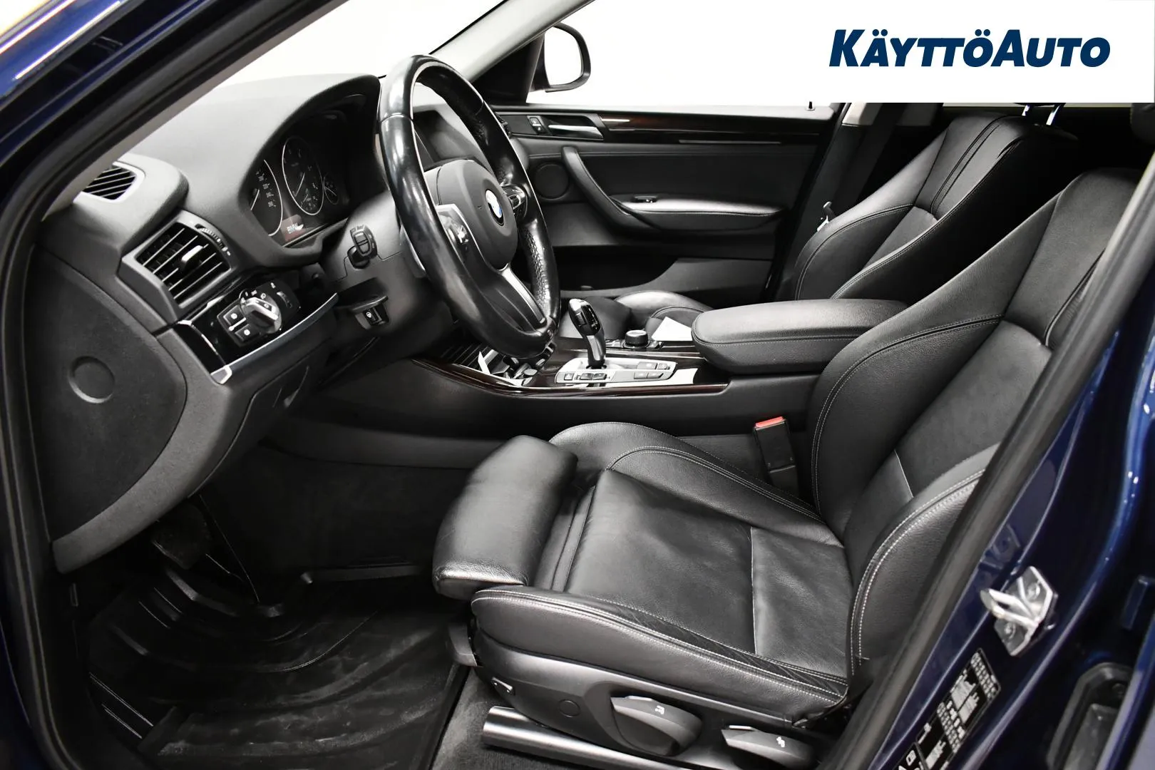 BMW X4 OVT-696 carousel image