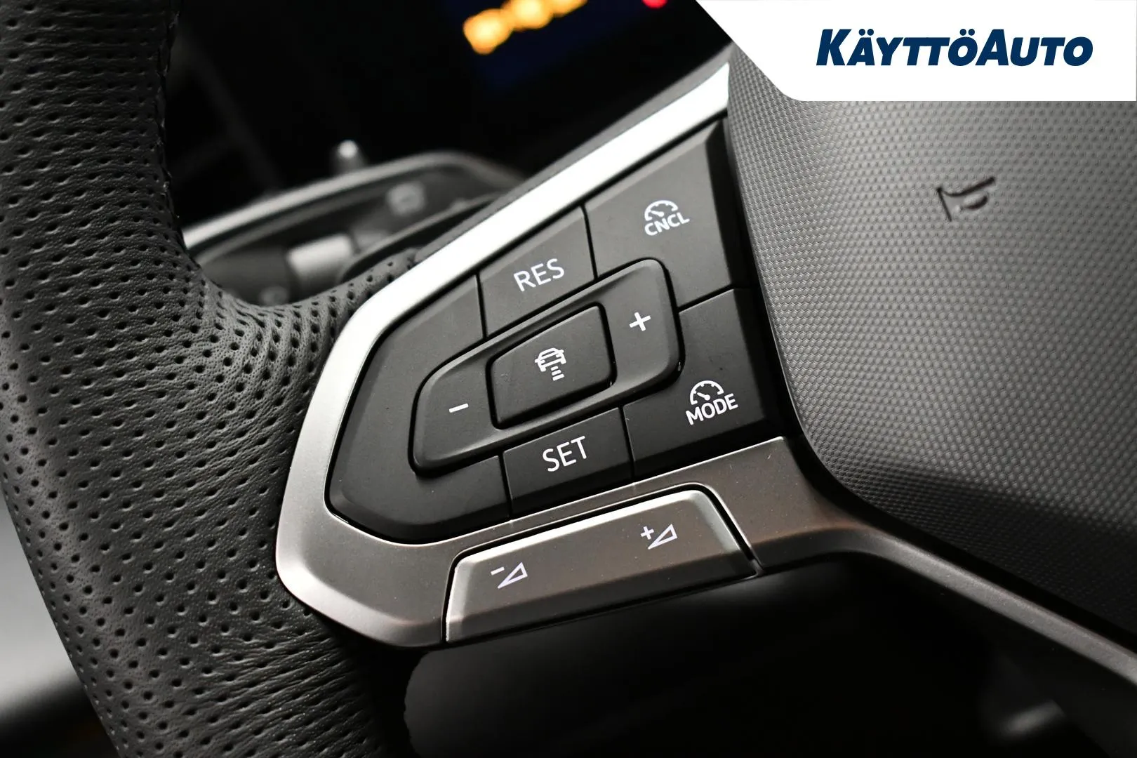 Volkswagen T-Roc SRN-996 carousel image