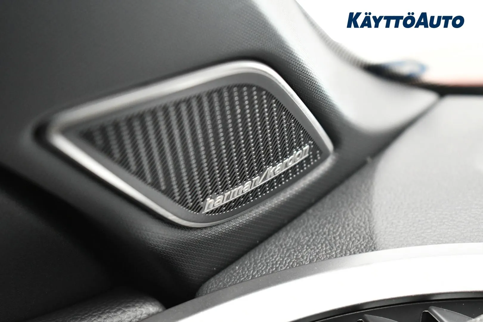 Volkswagen T-Roc SRN-996 carousel image