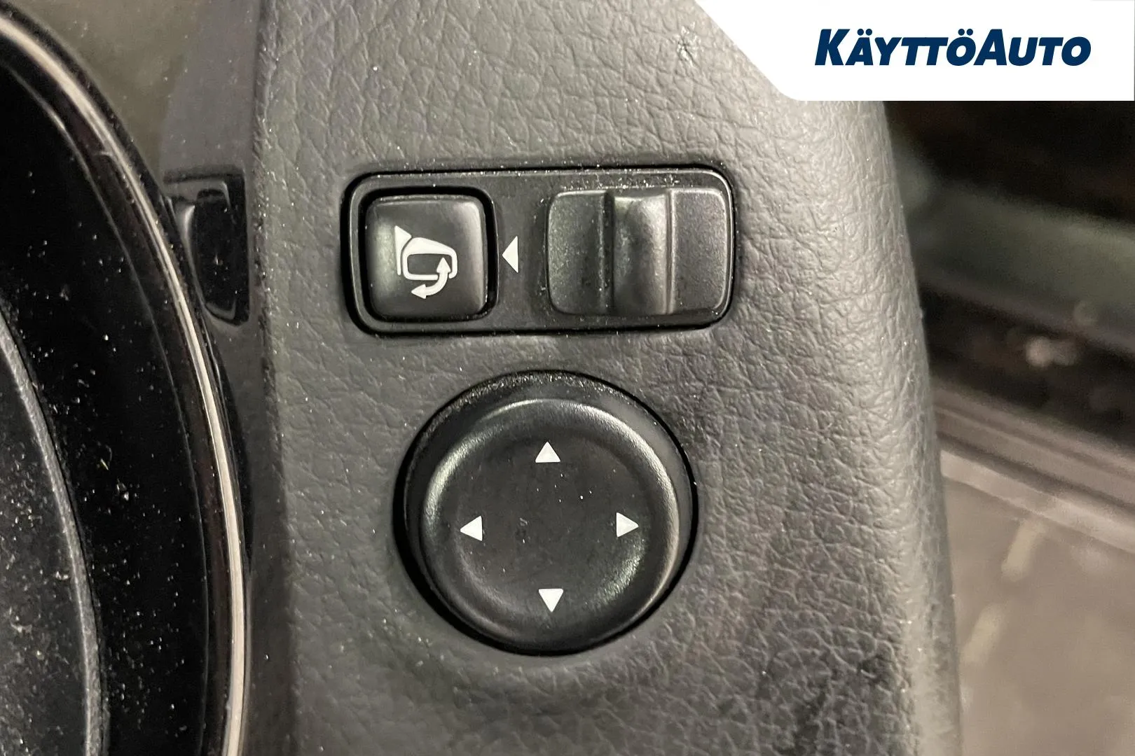 Nissan Qashqai RSC-873 carousel image