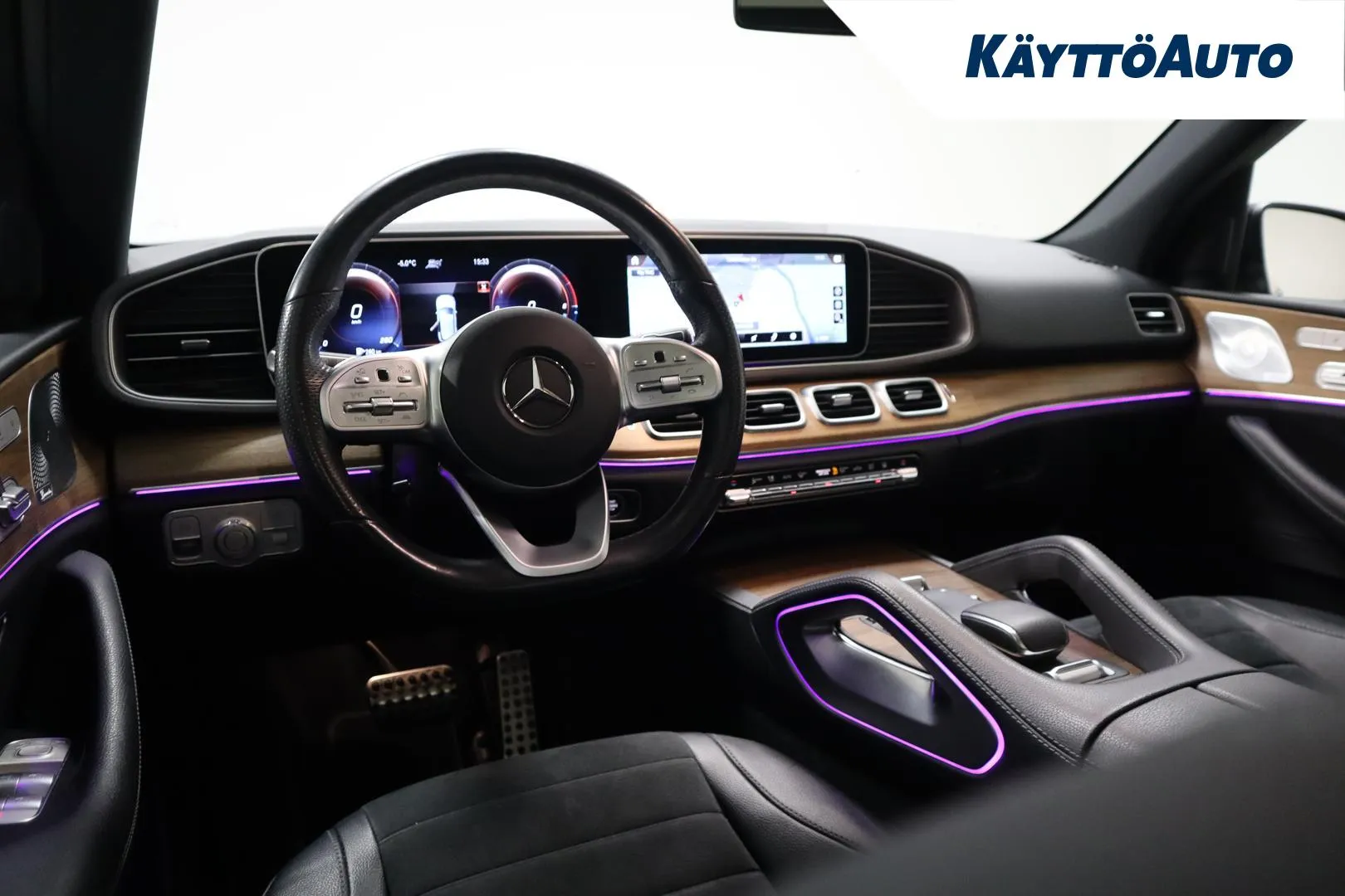 Mercedes-Benz GLE JNL-211 carousel image