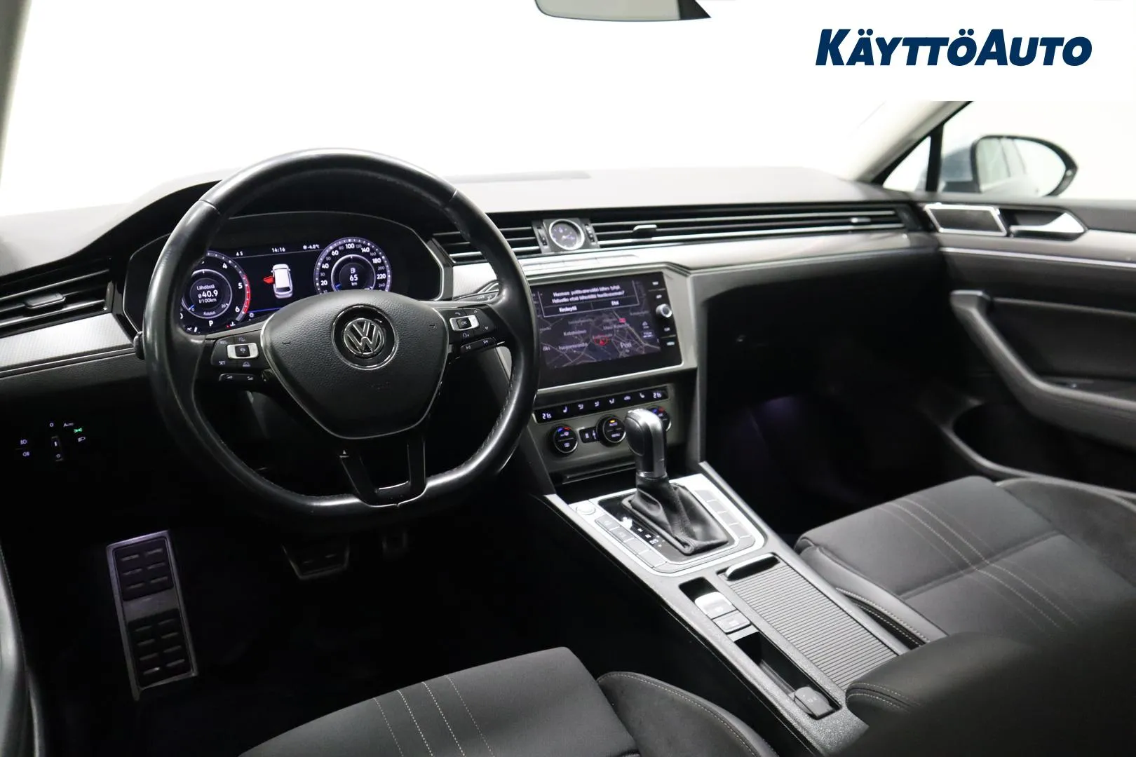 VOLKSWAGEN PASSAT SMU-346 carousel image