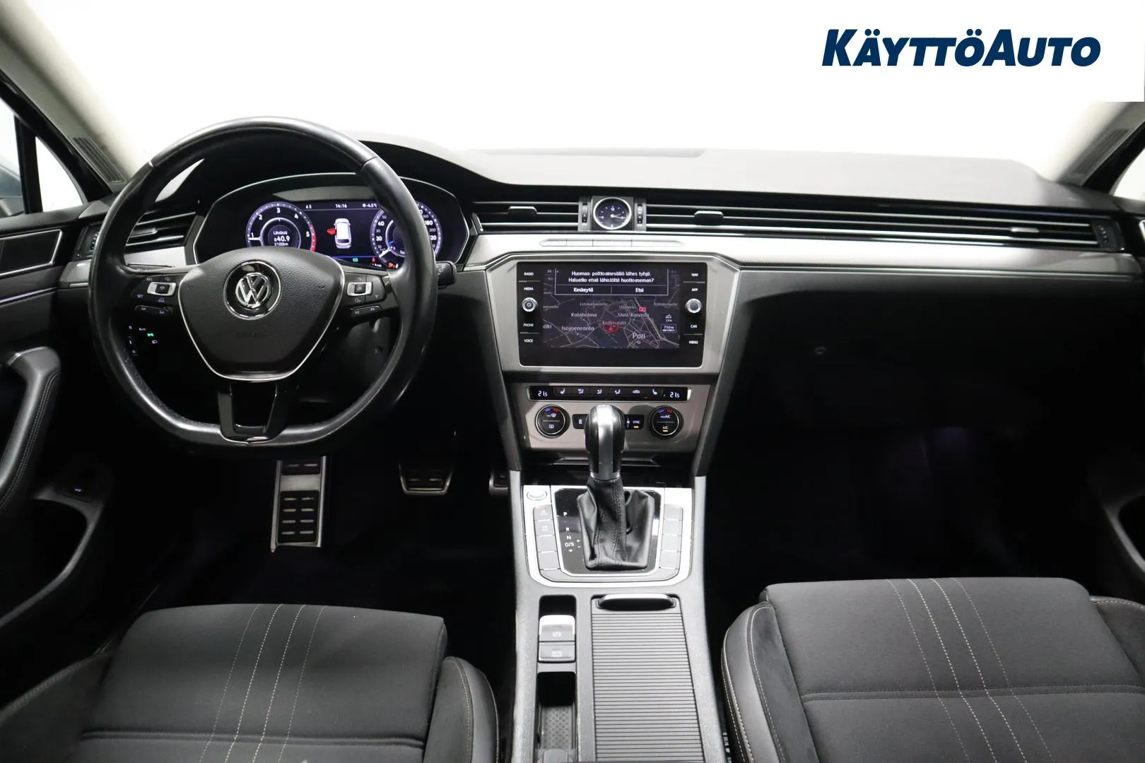 VOLKSWAGEN PASSAT SMU-346 carousel image