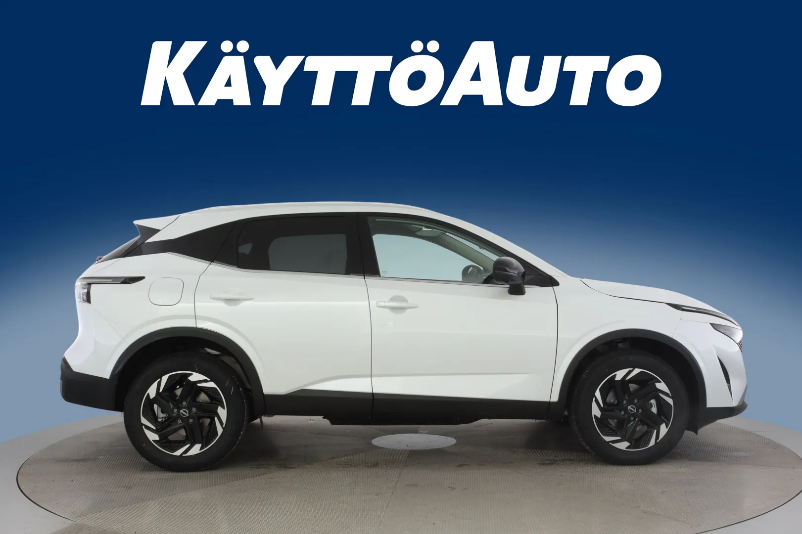 Nissan Qashqai SRN-591 carousel image