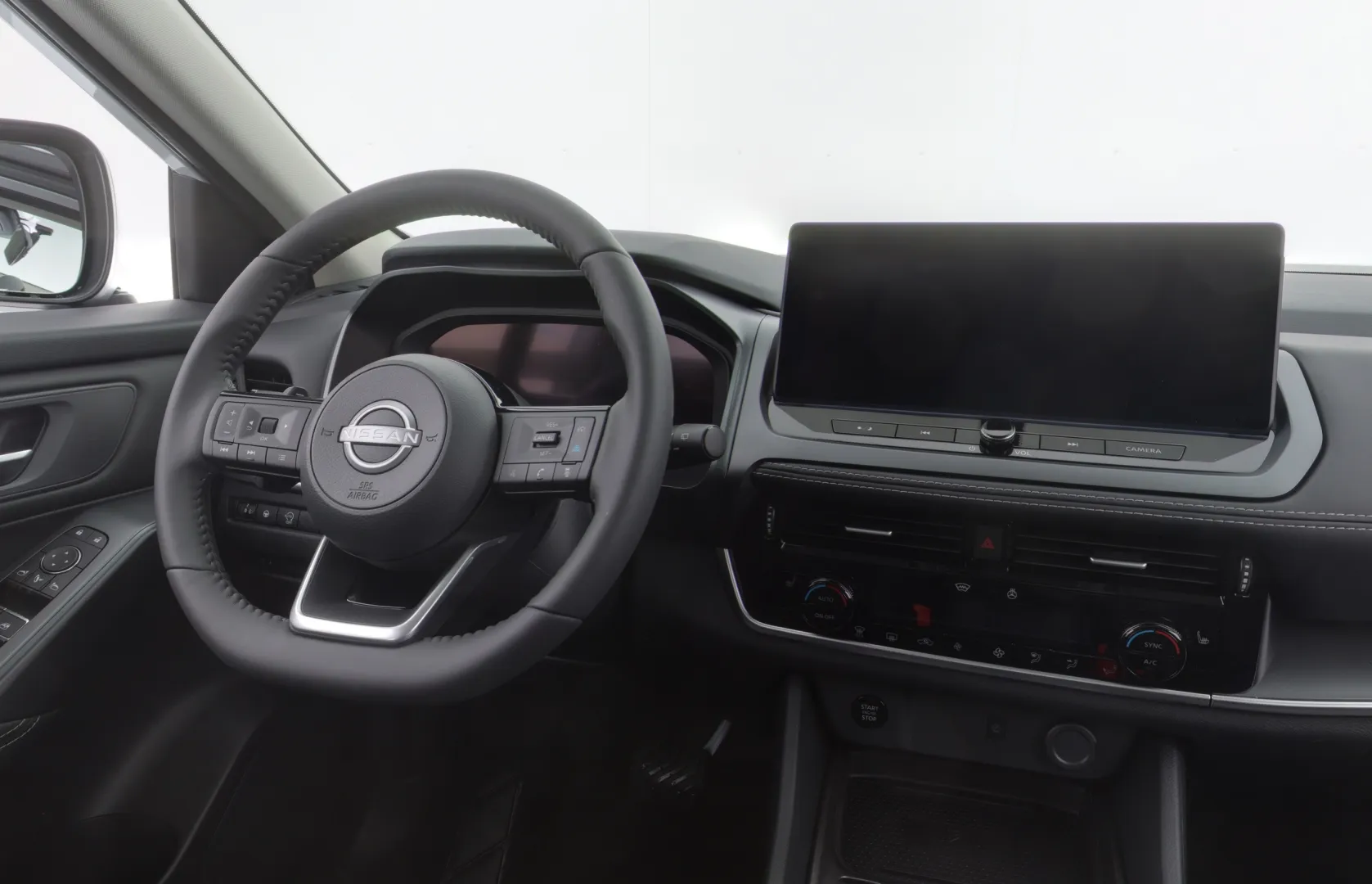 Nissan Qashqai SRN-438 carousel image