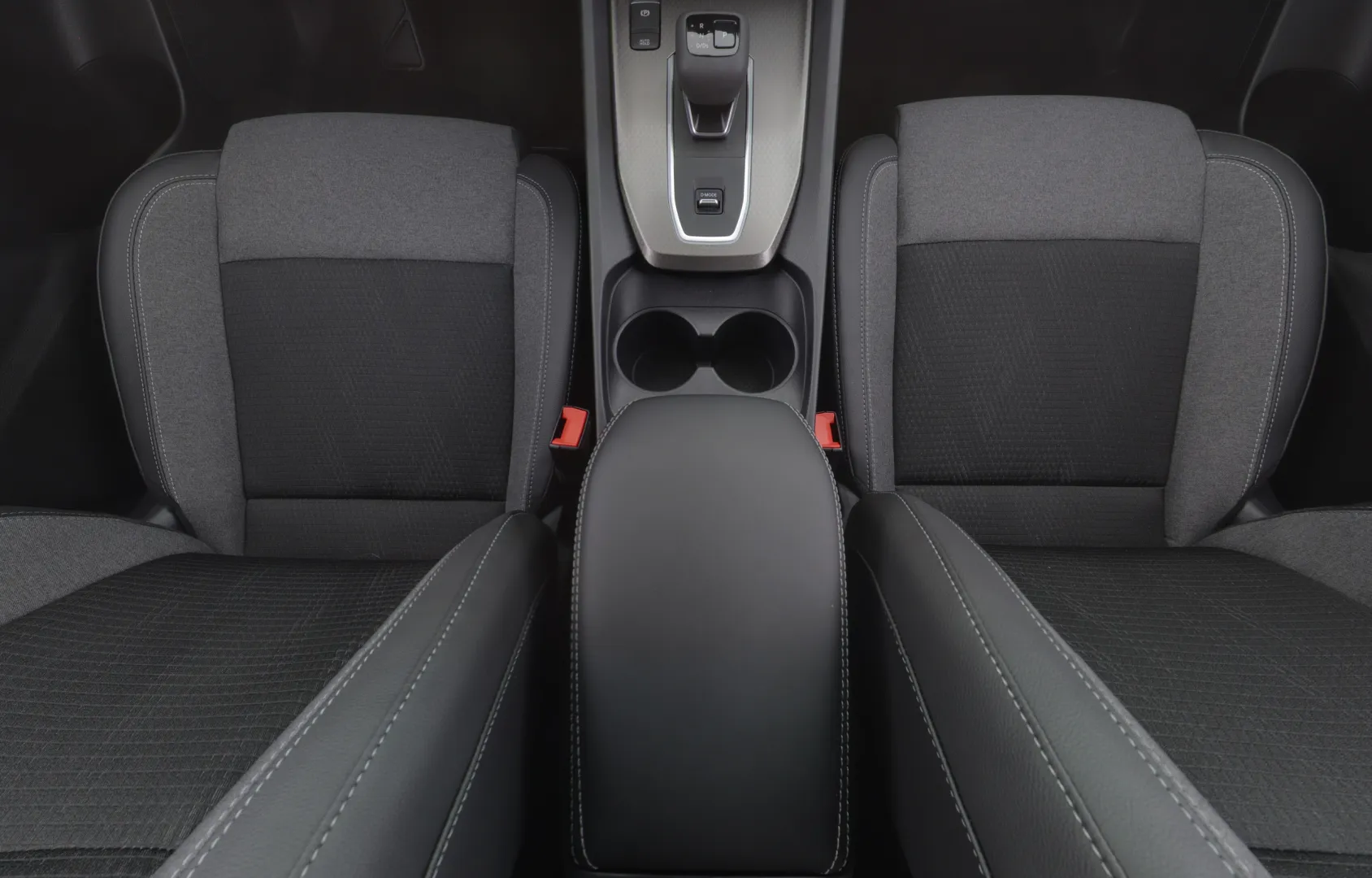 Nissan Qashqai SRN-597 carousel image