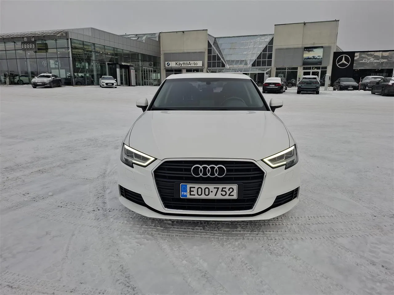 AUDI A3 EOO-752 carousel image