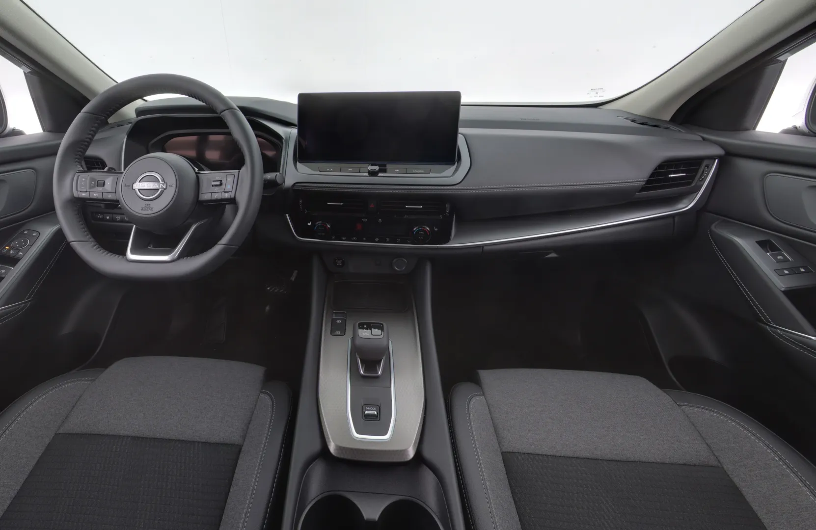 Nissan Qashqai ISU-641 carousel image