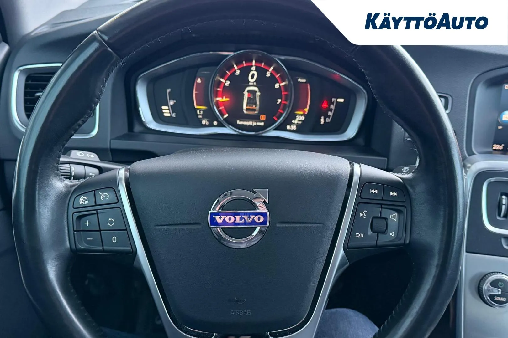 VOLVO S60 JKP-345 carousel image