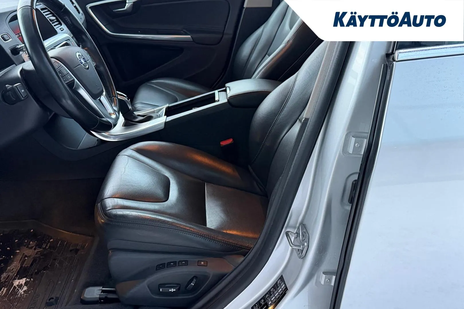 VOLVO S60 JKP-345 carousel image