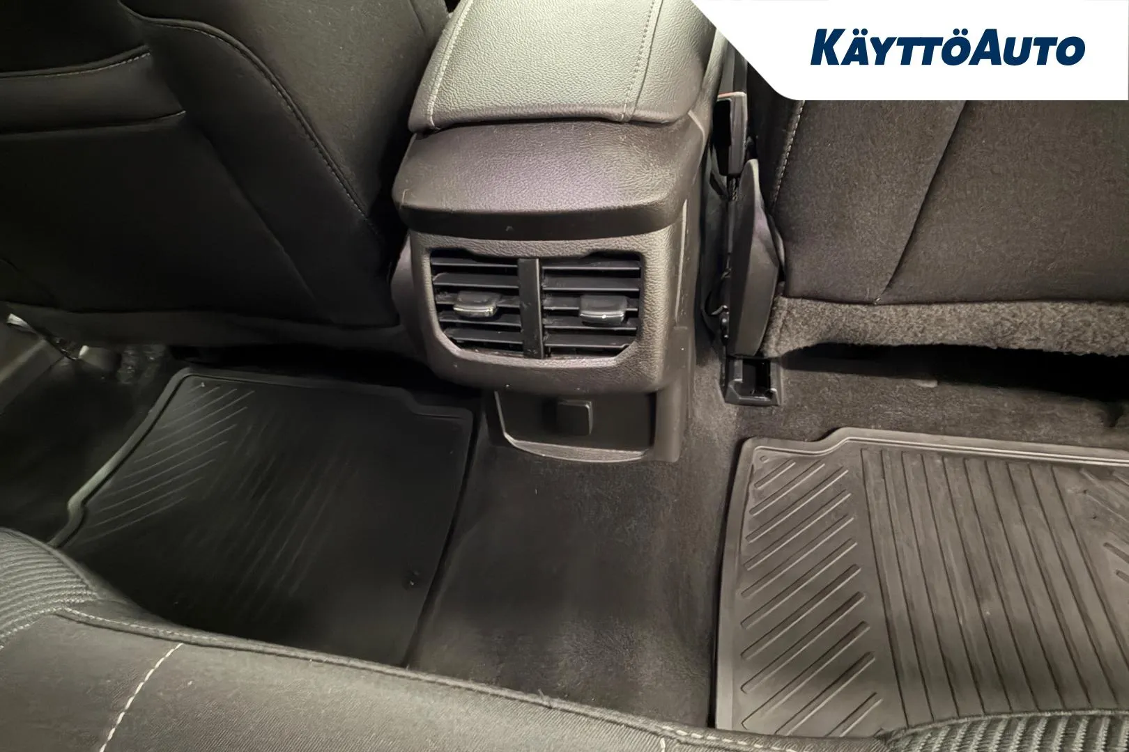 FORD Mondeo SMU-670 carousel image