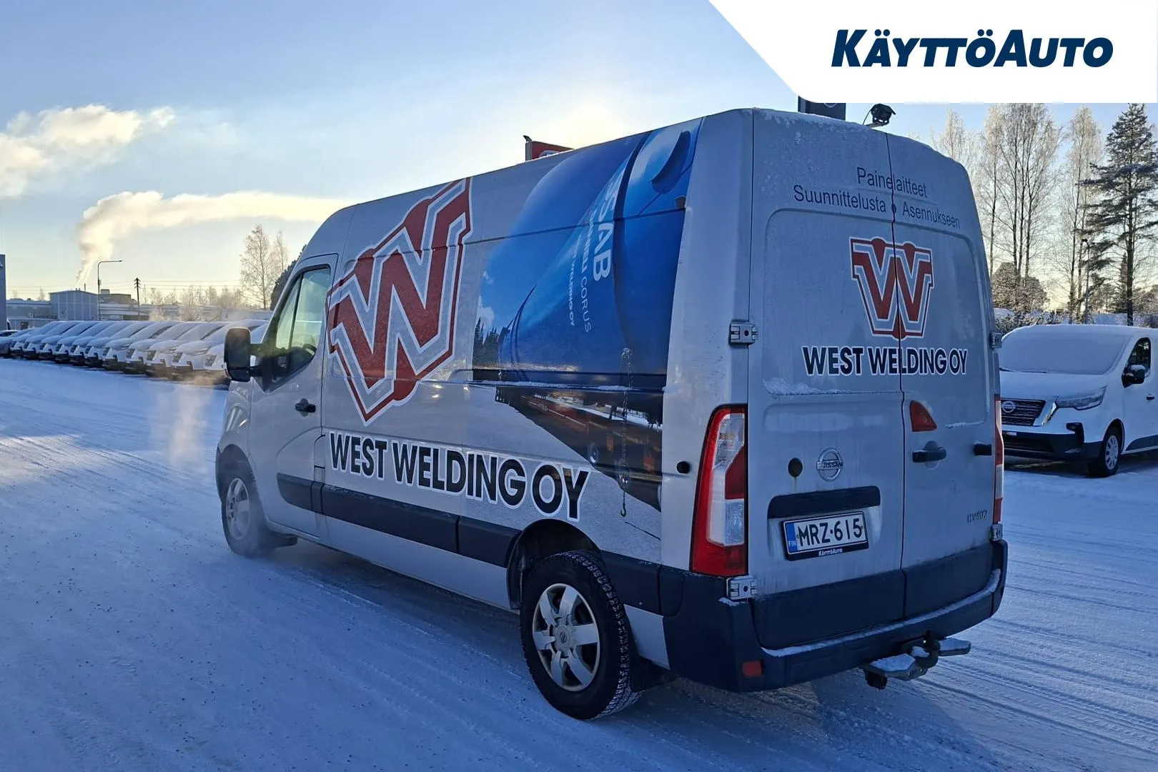 Nissan NV400 MRZ-615 carousel image