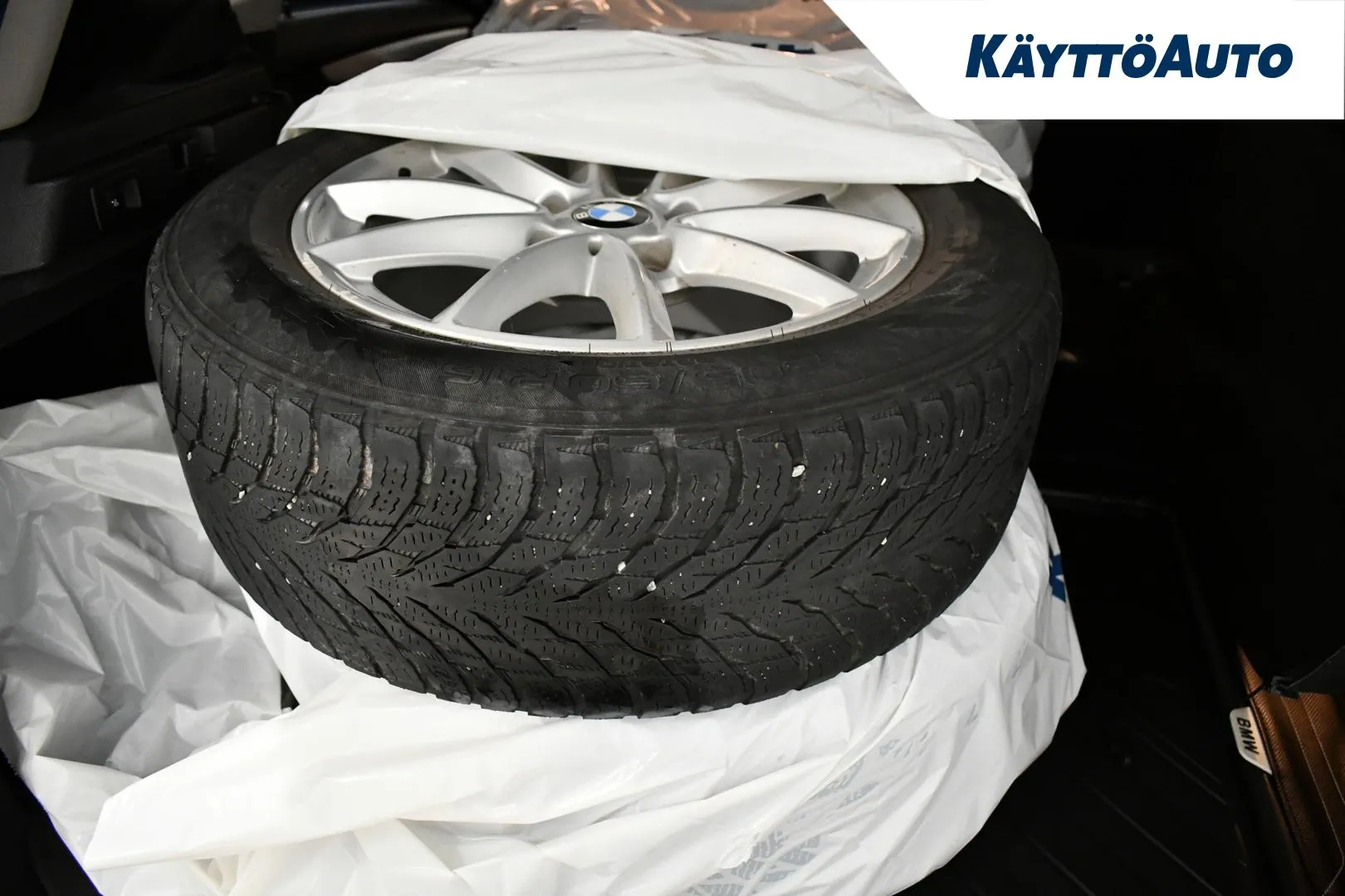 BMW 218 UYX-111 carousel image