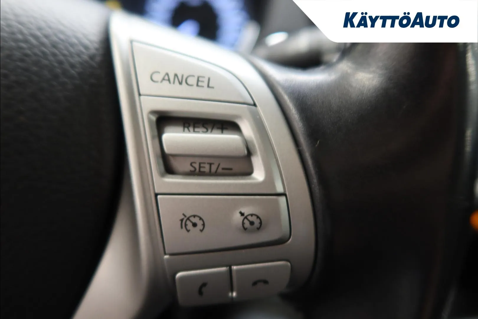 NISSAN Qashqai VZA-938 carousel image