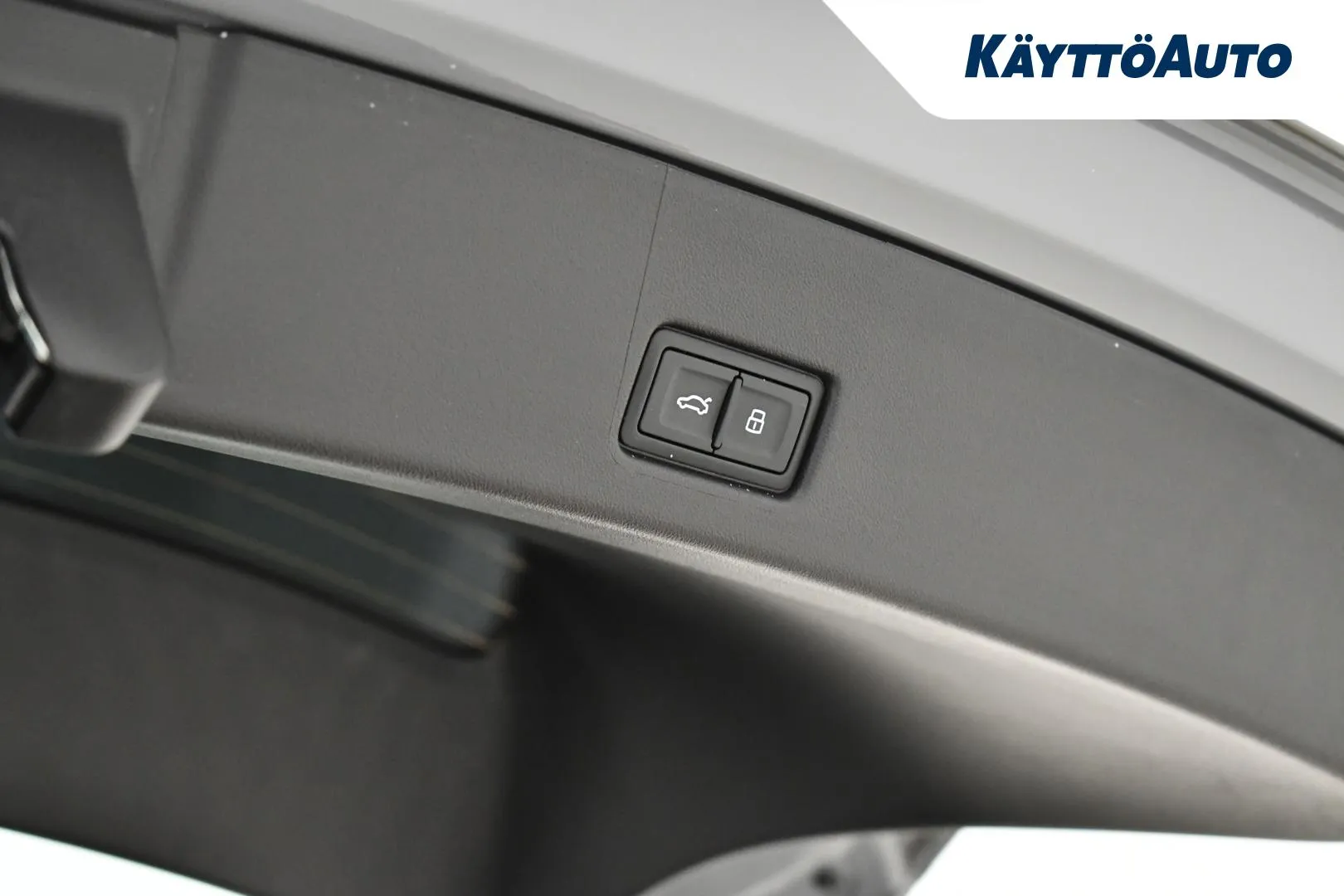 AUDI Q4 e-tron LSA-406 carousel image