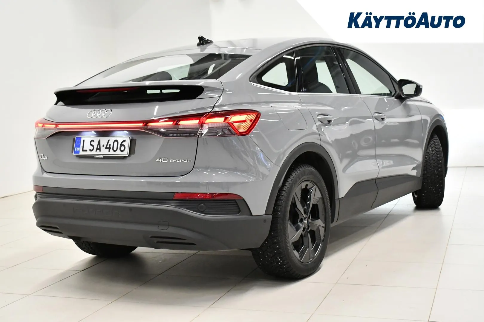 AUDI Q4 e-tron LSA-406 carousel image